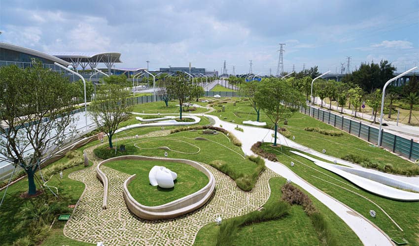 Public Park in China features 3D Printed Sculptures, Benches and Flower Beds