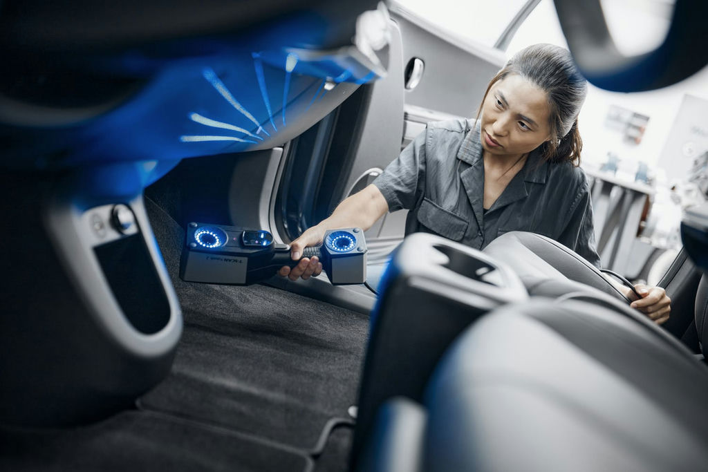 ZEISS T-SCAN hawk 2: The tool to get about anything done.