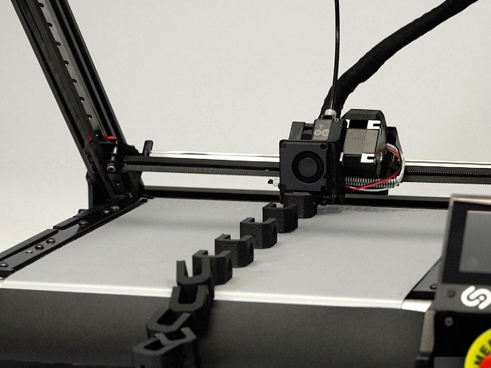One Pro 3D belt printer